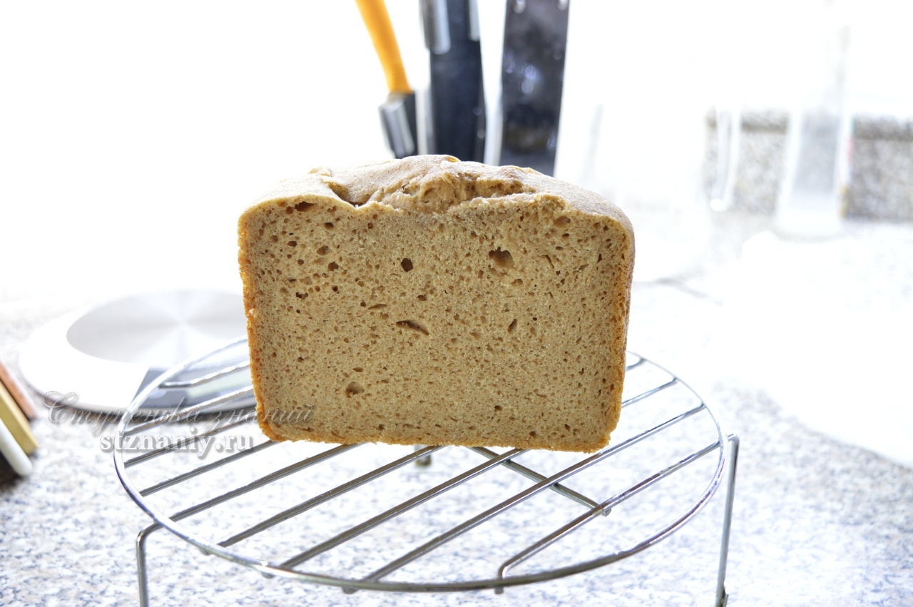 Рецепт ржаного хлеба на закваске в хлебопечке. Бездрожжевой хлеб в хлебопечке Panasonic. Хлеб с ручкой. Хлеб с отрубями на закваске в хлебопечке. Ржаной хлеб.
